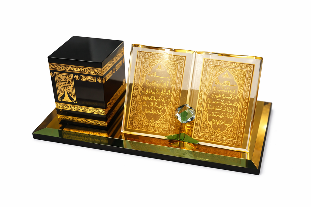 Mini kaaba med koran