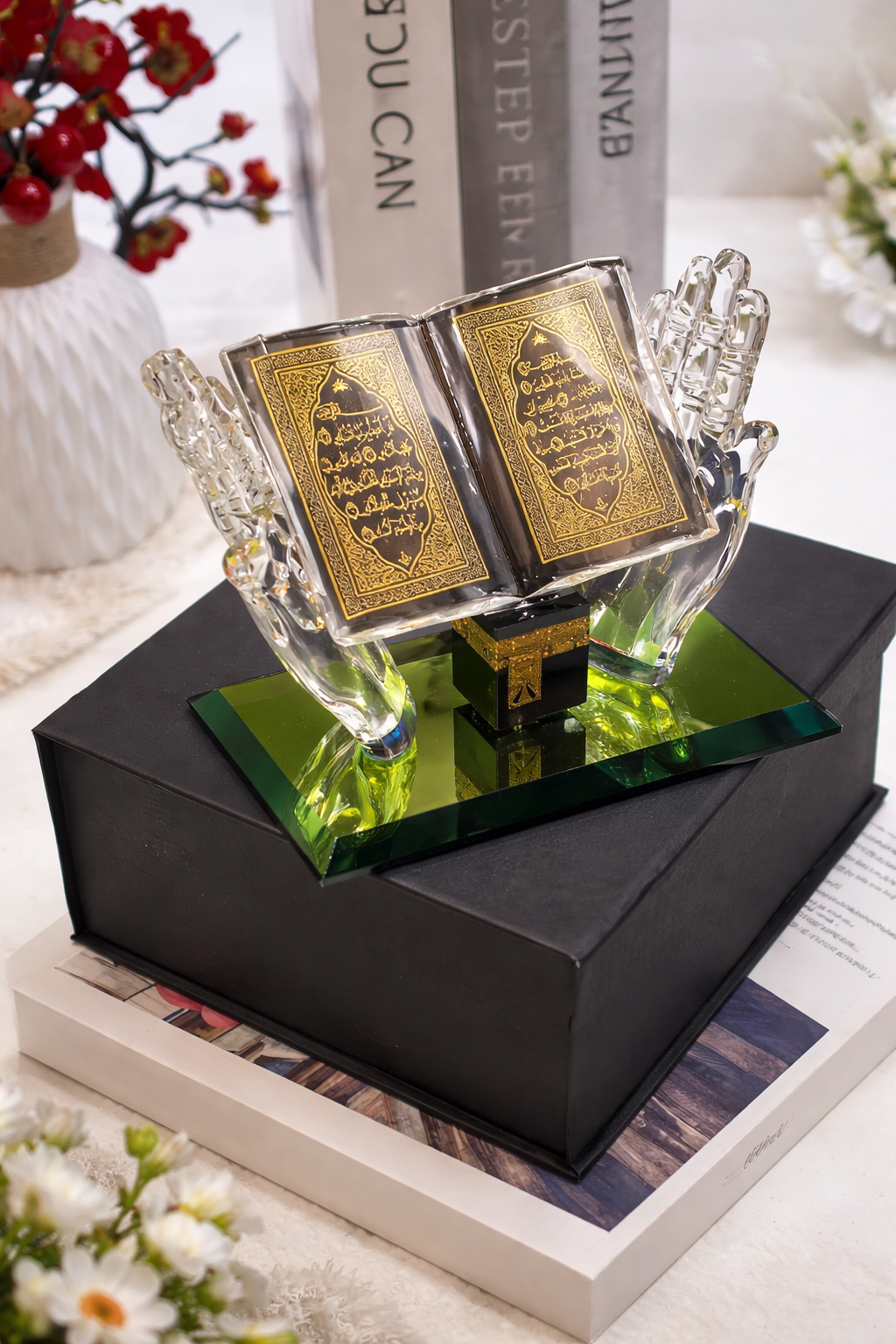 Kristall händer med koran